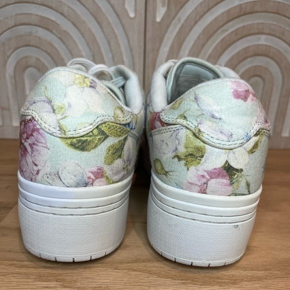 G by Guess Floral Rigster 3 Platform Sneakers - Picture 5 of 8